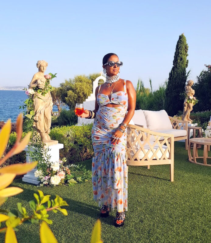 ISLAND ATHENS RIVIERA RESORT LOOK – ΠΩΣ ΝΑ ΦΟΡΕΣΕΙΣ ΦΛΟΡΑΛ ΦΟΡΕΜΑ ΜΕ DRAMATIC ΚΟΣΜΗΜΑΤΑ ΣΕ ΠΟΛΥΤΕΛΕΣ SUMMER EVENT