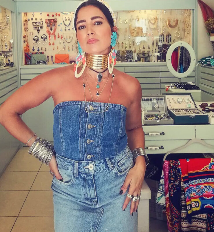 ΠΩΣ ΝΑ ΦΟΡΕΣΕΙΣ STRAPLESS JEAN LOOK ΜΕ XXL ΣΚΟΥΛΑΡΙΚΙΑ